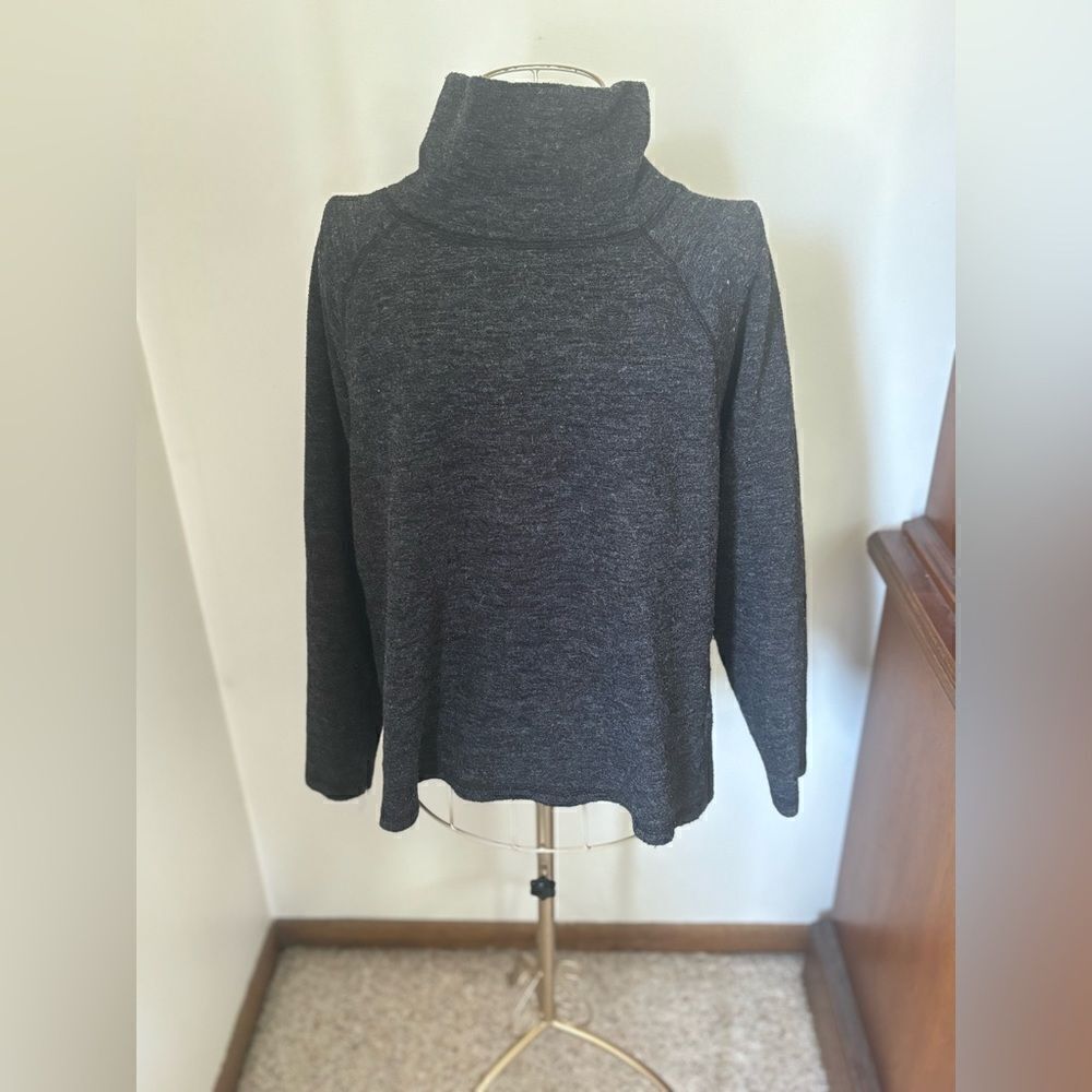 Abercrombie & Fitch Turtleneck Top Back Button Detail Small Dark Gray Vintage